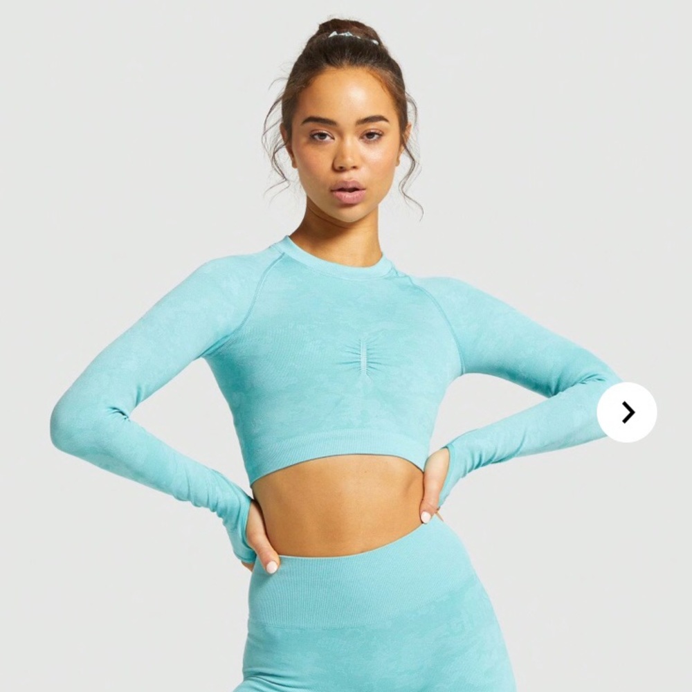 GymShark,  Long-sleeve crop top